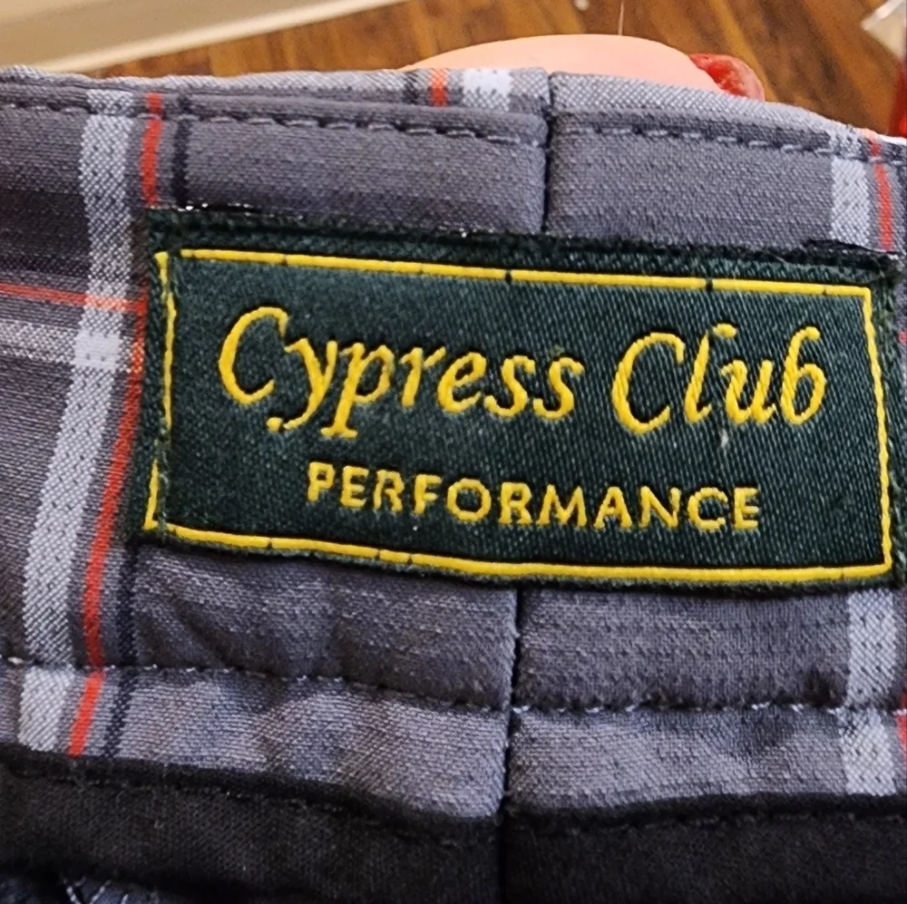 Cypress Club Performance Grey plaid chino Golf shorts size 38